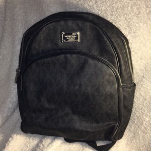 Michael Kors  Black BackPack🖤